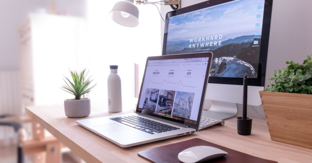 desk image