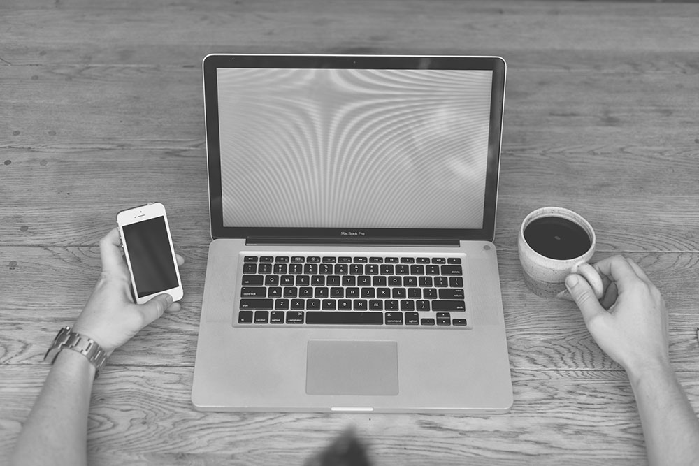 how-to-freelance-while-working-full-time-and-why-you-should-do-it