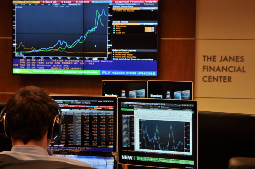 student at Bloomberg Computers on Janes Financial Center