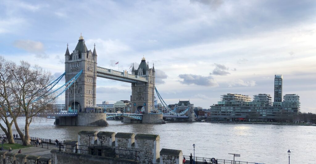 London Bridge