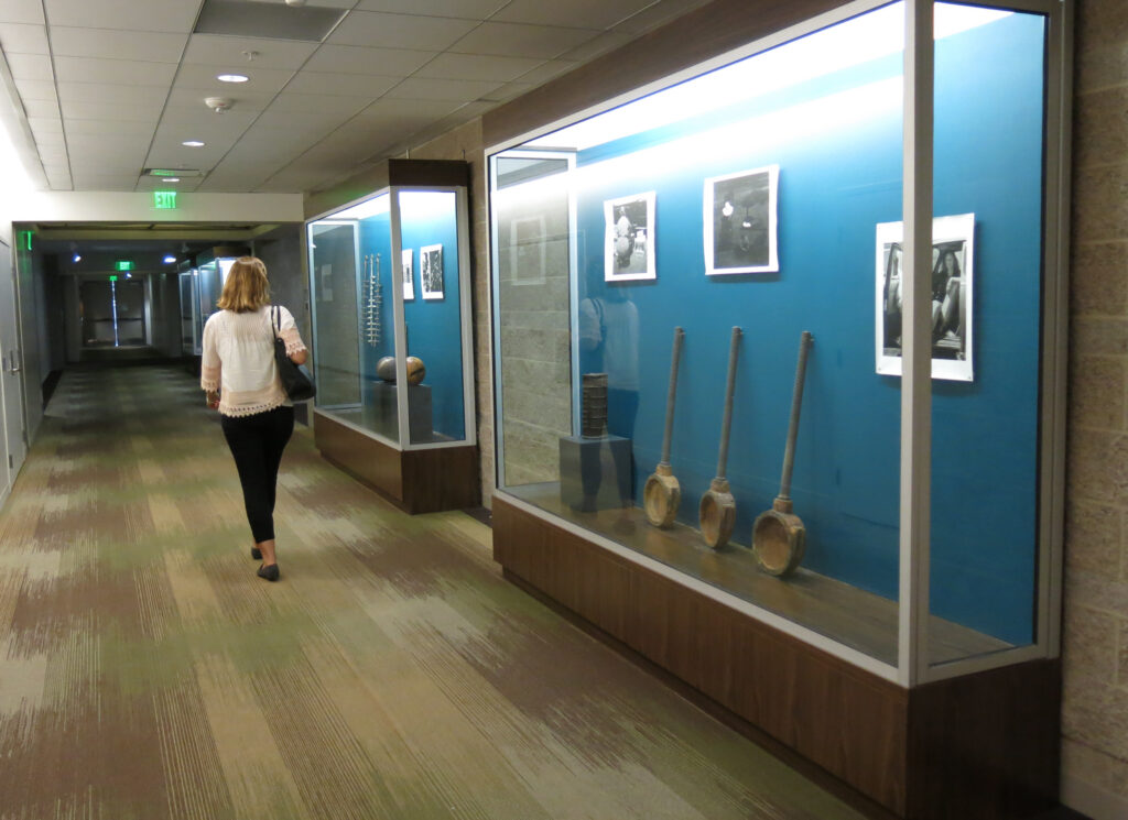 art gallery