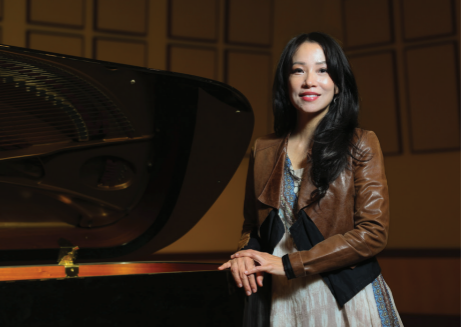 Grace Fong brings the power of live music to patients and communities throughout Orange and beyond