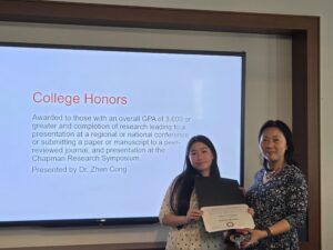 Dr. Cong with College Honors awards