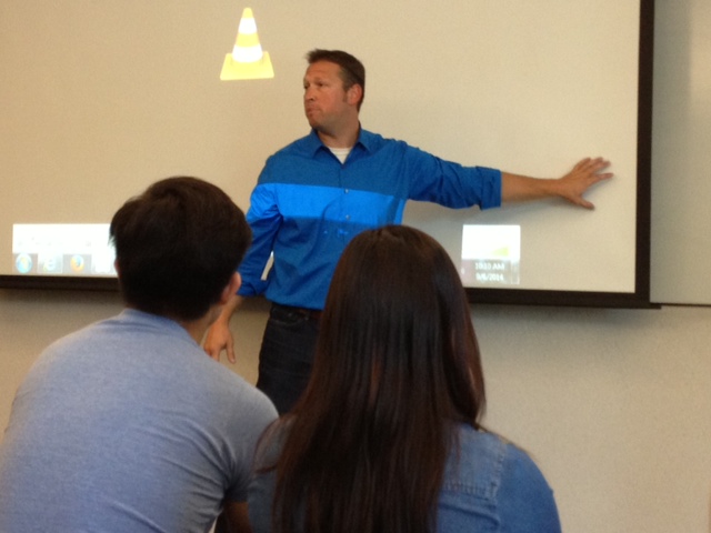 Joe Little, from ABC 10 in San Diego, presents to the students.