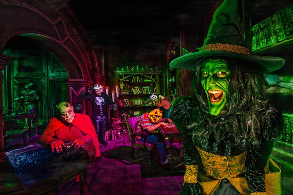 Image of witch Knotts Scary Farm