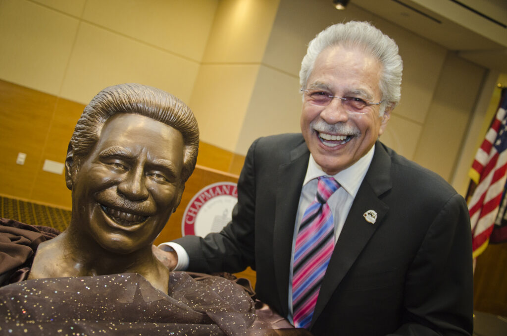 Dr. Ruebén Martinez