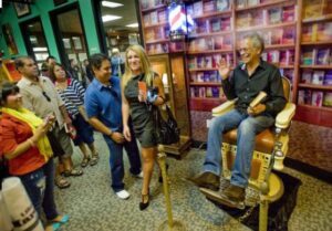 rubin-martinez-bookstore-image