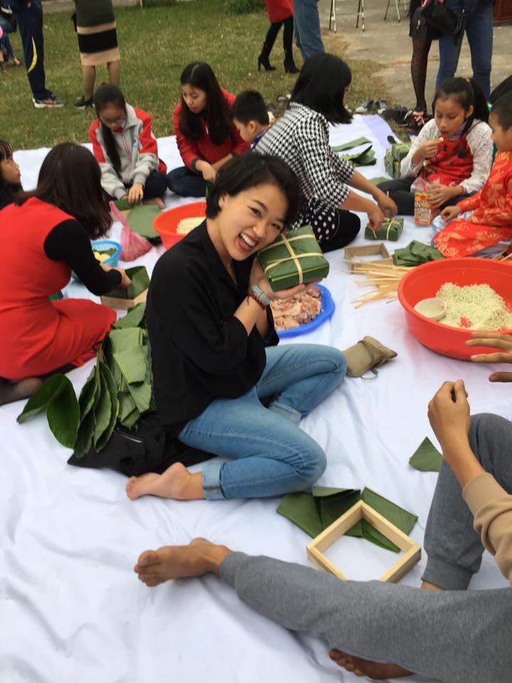 Caitlyn’s birthday celebration with her first class of English students