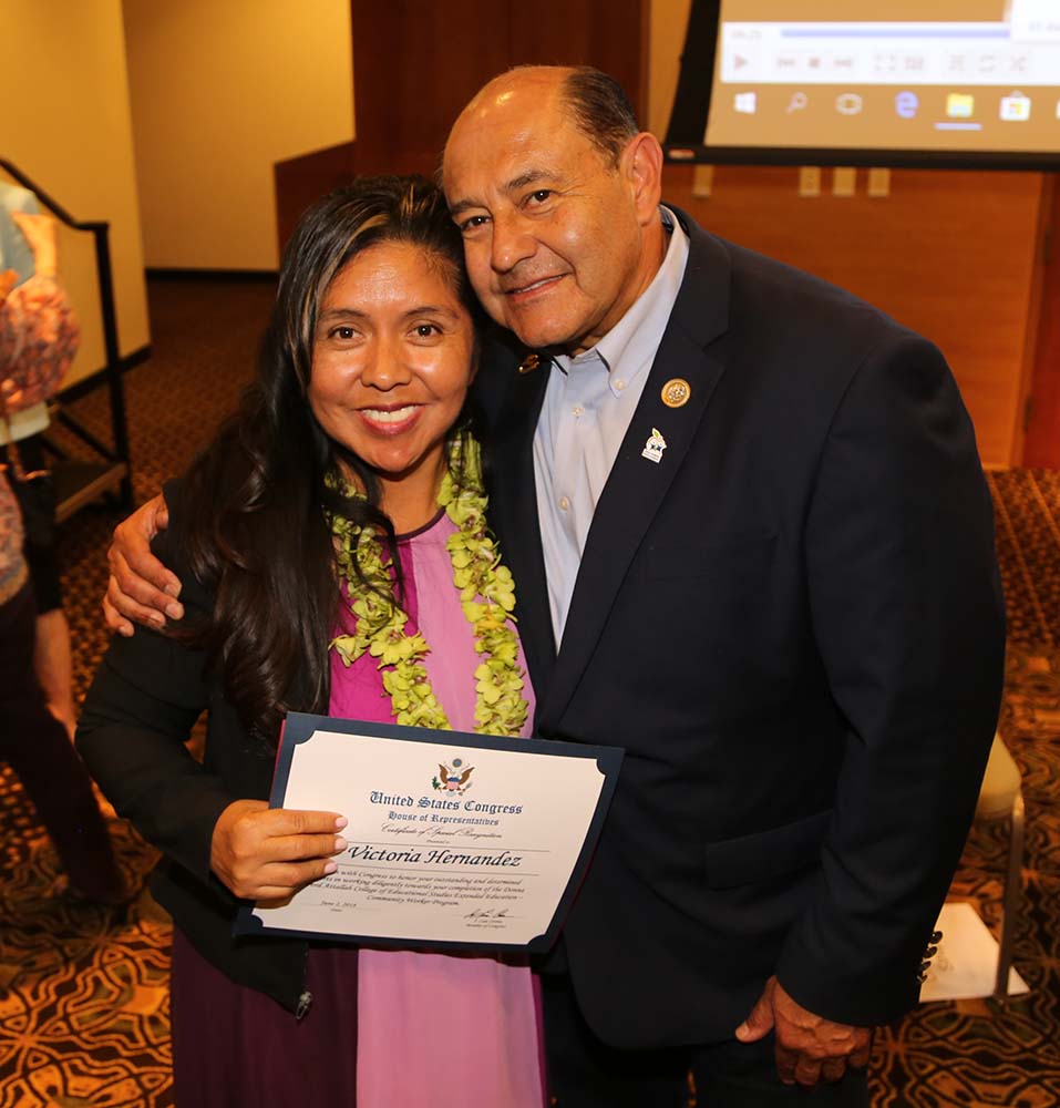 Padres Graduate Victoria Hernandez and US Congressman Lou Correa