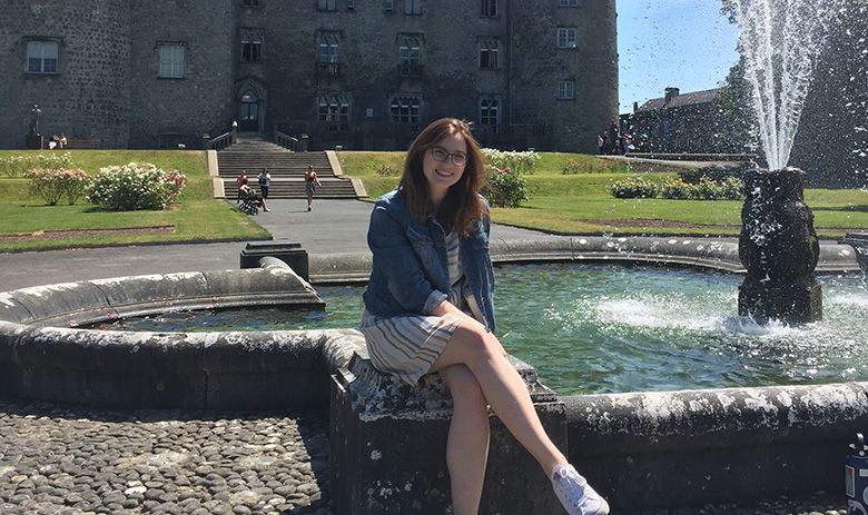 Emmery Llewellyn '19