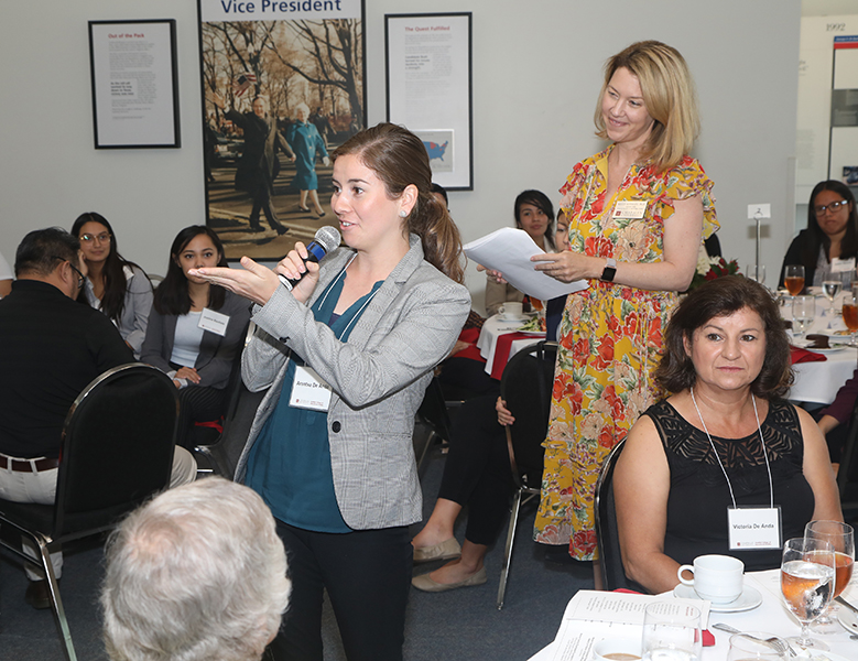 Arantxa De Anda and Associate Dean of Graduate Education Kelly Kennedy
