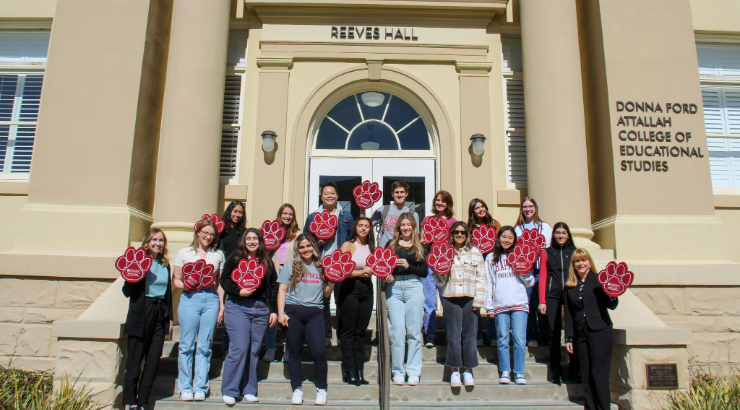 Dean's List Honorees Outside of Reeves Hall