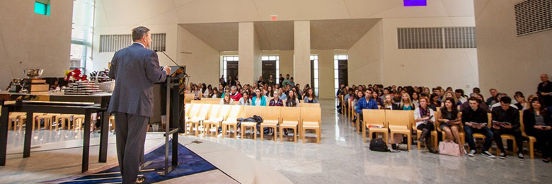 Dean Price at the 2022 Campus Leadership Awards