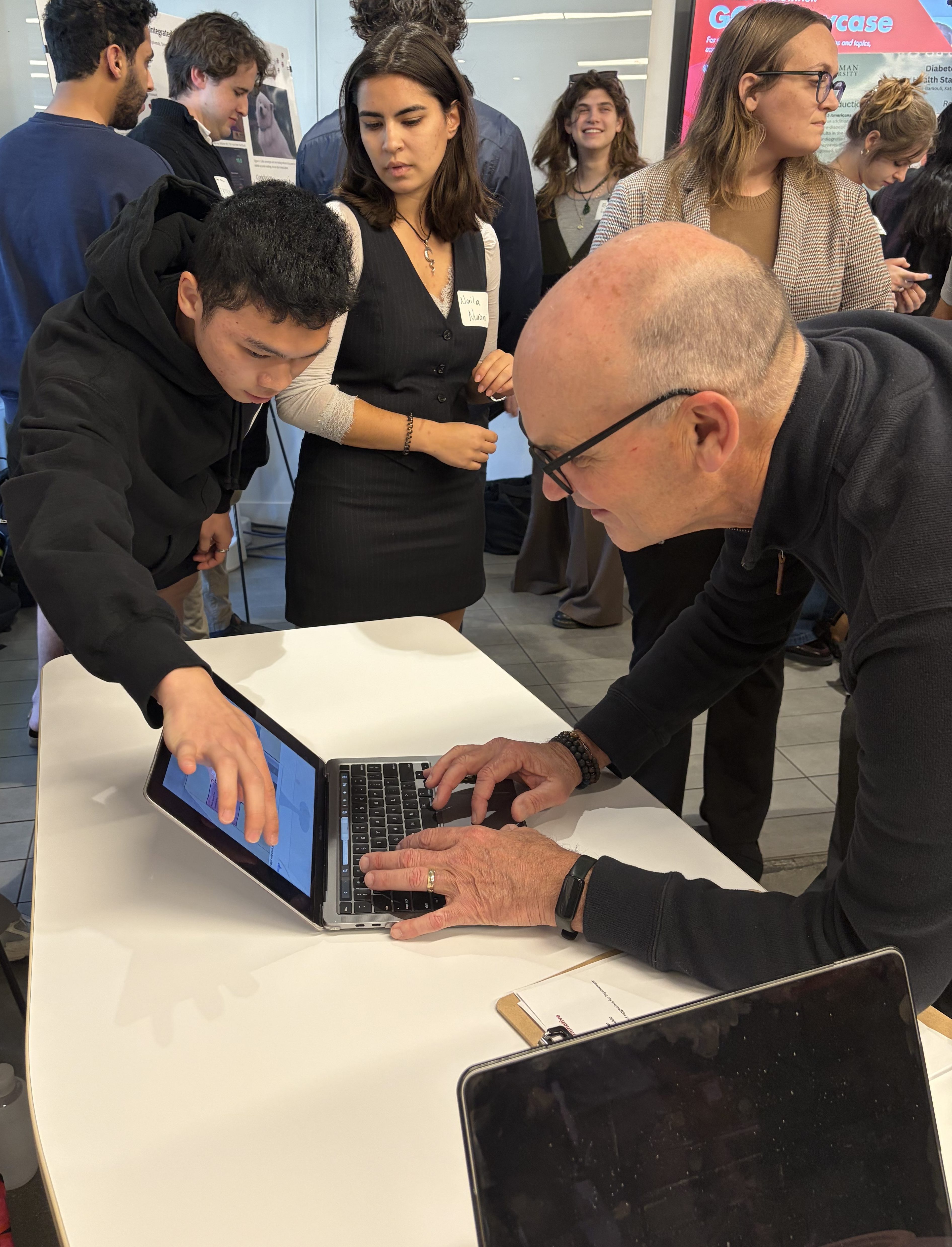 Dr. Tom Piechota trying the PhishFighters game