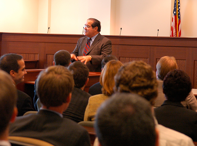Supreme Court Justice Antonin Scalia speaking to law students