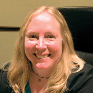 Nancy Schultz headshot