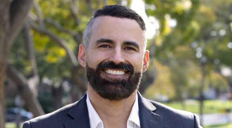 Photo of Chapman Law Alumni Alex Mohajer