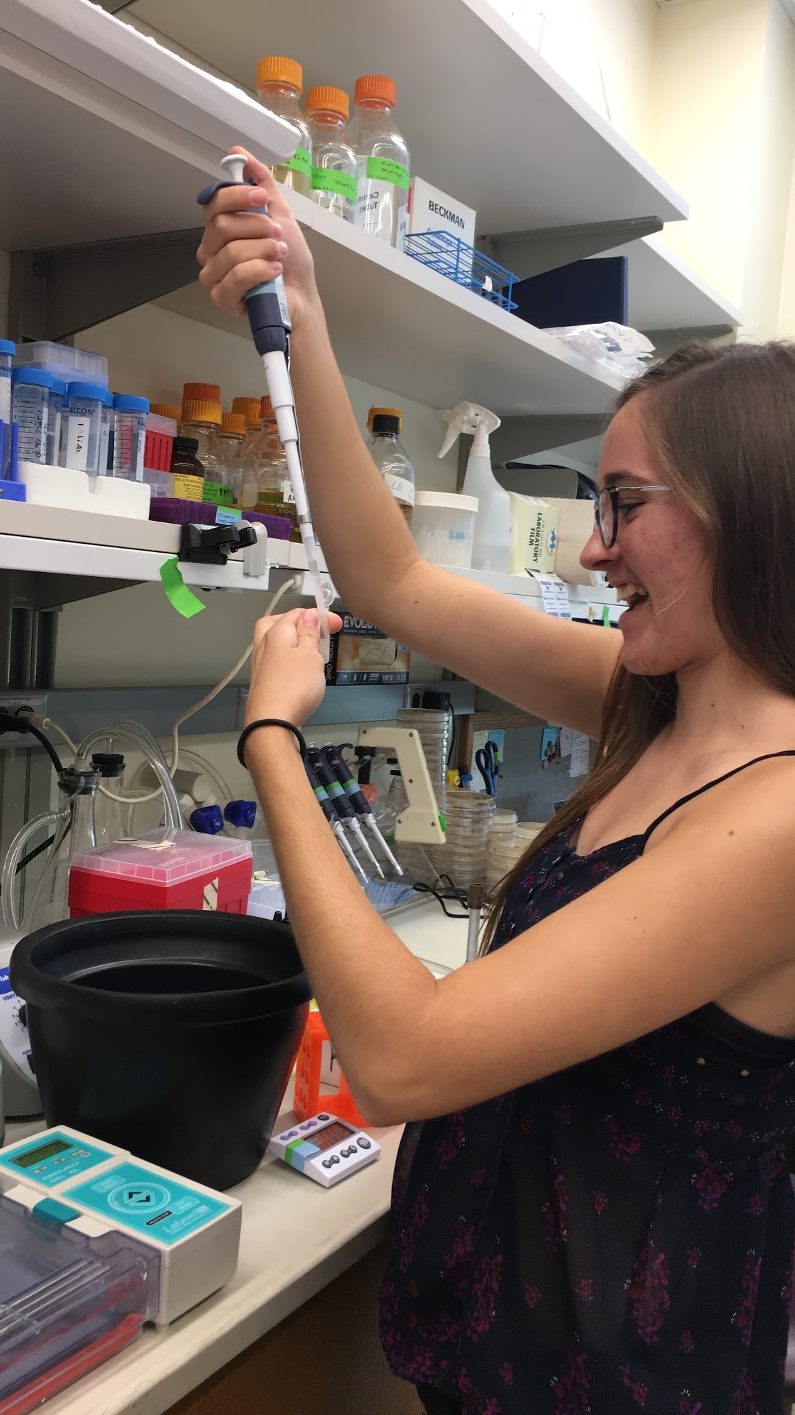 Sara Siwiecki working in the lab during her summer REU at Yale.