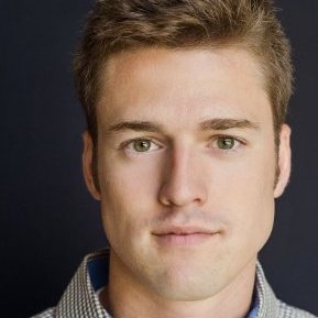 bryce-business-headshot-002