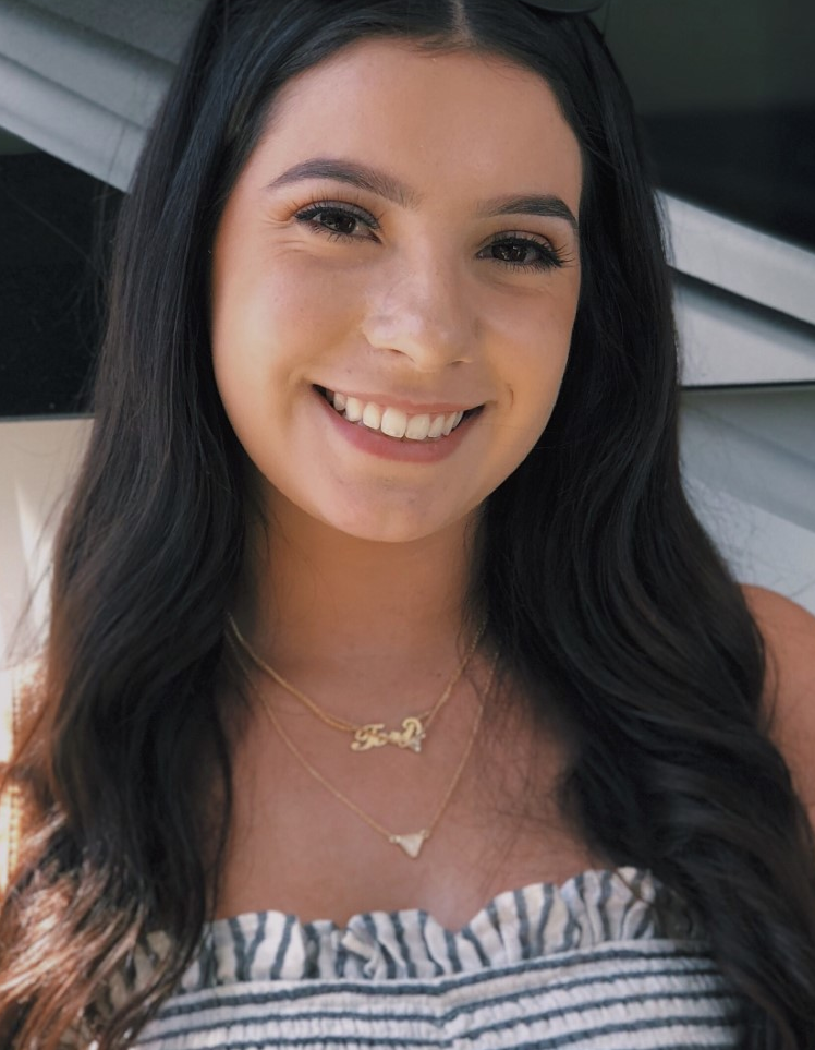 Meet the Schmid College 20202021 Peer Advisors Schmid College of