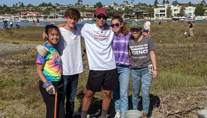 Chapman students working with Project Grow